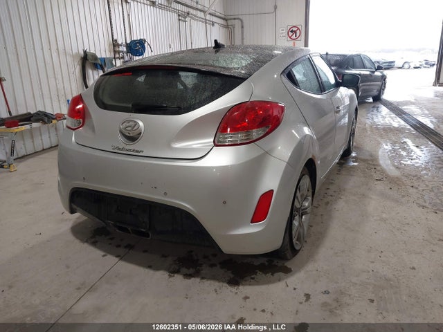 2013 Hyundai Veloster Tech მანქანა იყიდება აუქციონზე, vin: KMHTC6AD4DU109113, აუქციონის ნომერი: 12602351