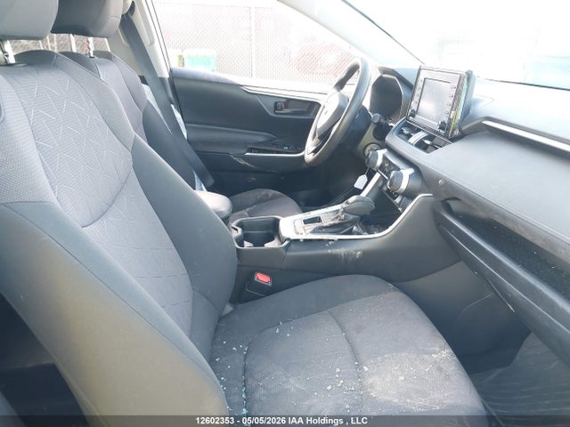 12602353 :رقم المزاد ، 2T3B1RFV7KW069697 vin ، 2019 Toyota Rav4 Le مزاد بيع