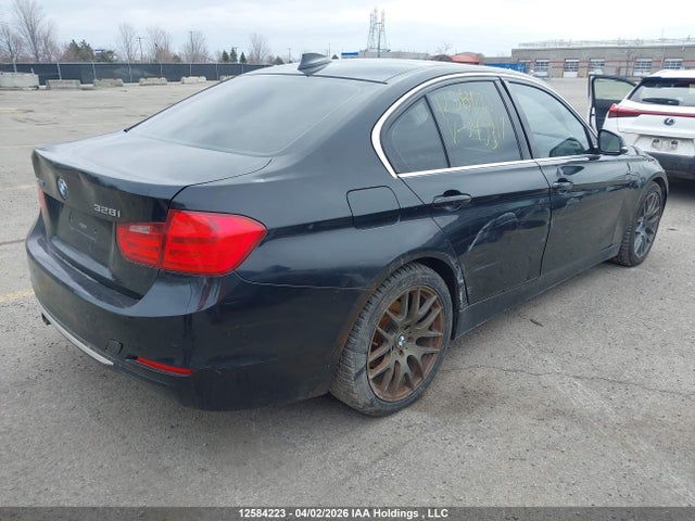 WBA3B3C5XEF545317 BMW 328i Xdrive