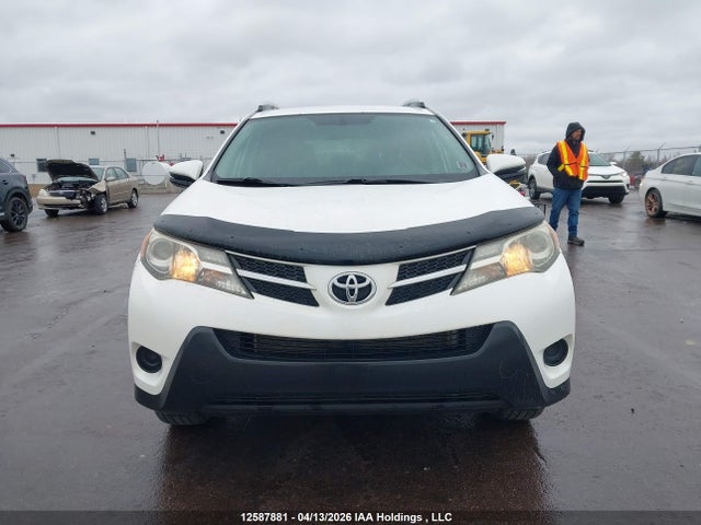 2015 Toyota Rav4 Le მანქანა იყიდება აუქციონზე, vin: 2T3BFREV5FW389917, აუქციონის ნომერი: 12587881