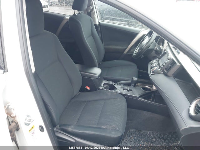 2015 Toyota Rav4 Le მანქანა იყიდება აუქციონზე, vin: 2T3BFREV5FW389917, აუქციონის ნომერი: 12587881
