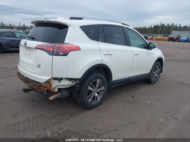 2018 Toyota Rav4 Le მანქანა იყიდება აუქციონზე, vin: 2T3BFREV8JW813857, აუქციონის ნომერი: 12587979