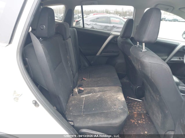 2018 Toyota Rav4 Le მანქანა იყიდება აუქციონზე, vin: 2T3BFREV8JW813857, აუქციონის ნომერი: 12587979