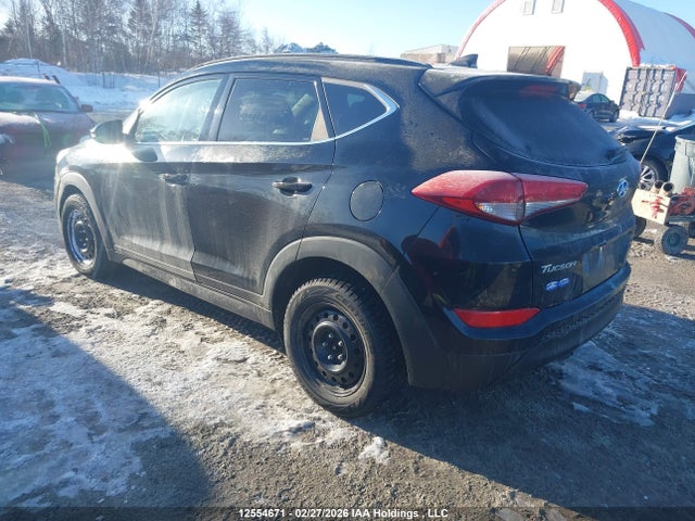 2016 Hyundai Tucson Luxury მანქანა იყიდება აუქციონზე, vin: KM8J3CA40GU022626, აუქციონის ნომერი: 12554671