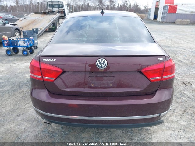 1VWBN7A31EC051666 Volkswagen Passat 2.0 Tdi Comfortline