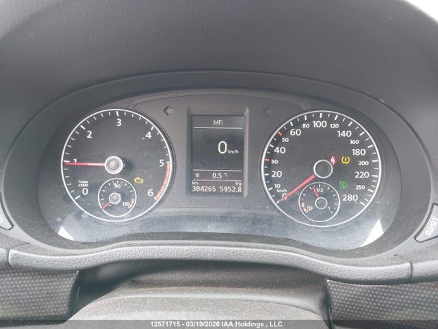 1VWBN7A31EC051666 Volkswagen Passat 2.0 Tdi Comfortline
