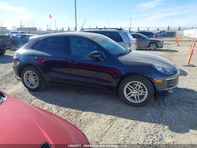 Porsche Macan Sport Edition 2018 WP1AA2A54JLB23497 Image 14