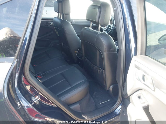 Porsche Macan Sport Edition 2018 WP1AA2A54JLB23497 Image 8