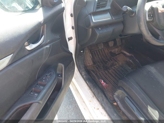 2HGFC2E53JH015995 Honda Civic Lx