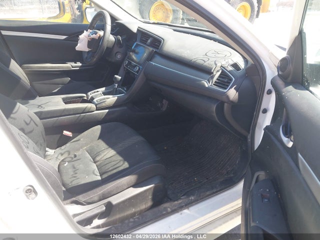 2HGFC2E53JH015995 Honda Civic Lx