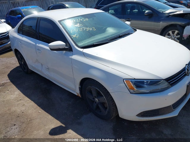 2011 Volkswagen Jetta 2.5l Comfortline/2.5l Sportline მანქანა იყიდება აუქციონზე, vin: 3VWDX7AJXBM373413, აუქციონის ნომერი: 12602450