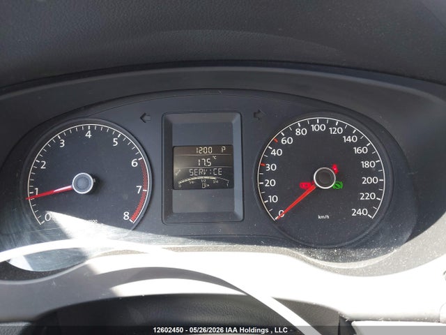 2011 Volkswagen Jetta 2.5l Comfortline/2.5l Sportline მანქანა იყიდება აუქციონზე, vin: 3VWDX7AJXBM373413, აუქციონის ნომერი: 12602450