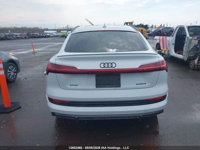 Audi E-tron 55 Technik 2022 WA13ABGE7NB026902 Image 17
