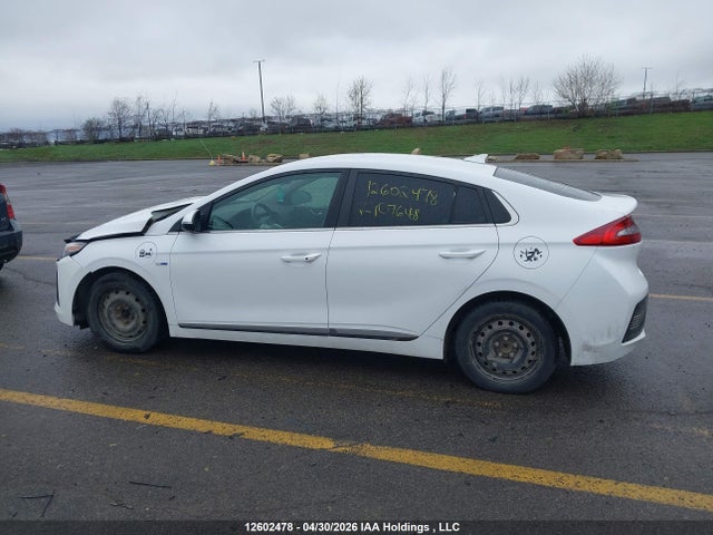 KMHC65LD6KU107648 Hyundai Ioniq Plug-in Hybrid Preferred