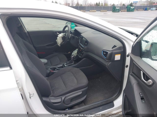 KMHC65LD6KU107648 Hyundai Ioniq Plug-in Hybrid Preferred