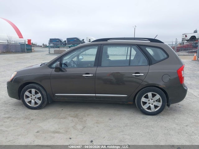 12602487 :رقم المزاد ، KNAFG528097286777 vin ، 2009 Kia Rondo Lx/ex مزاد بيع