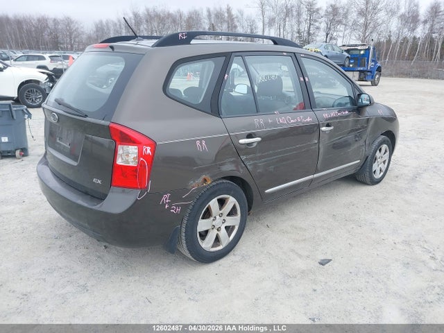 12602487 :رقم المزاد ، KNAFG528097286777 vin ، 2009 Kia Rondo Lx/ex مزاد بيع
