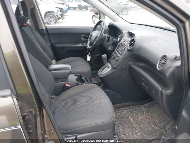 12602487 :رقم المزاد ، KNAFG528097286777 vin ، 2009 Kia Rondo Lx/ex مزاد بيع