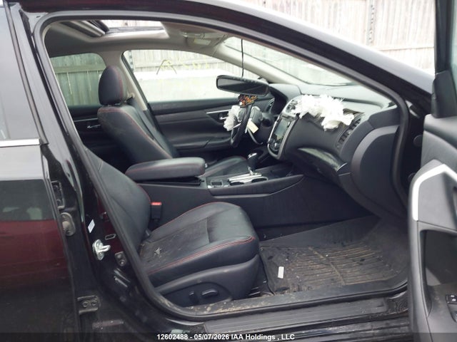 Продажа на аукционе авто 2018 Nissan Altima, vin: 1N4AL3AP3JC277157, номер лота: 12602488