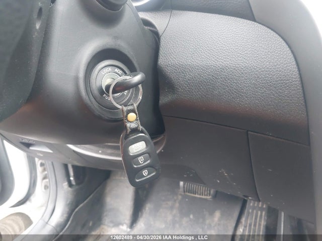 KMHD25LH9FU245371 Hyundai Elantra Gt Gl