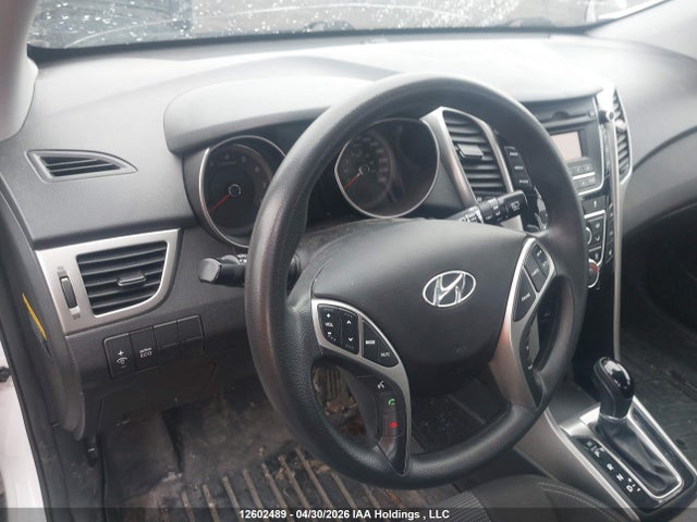 KMHD25LH9FU245371 Hyundai Elantra Gt Gl