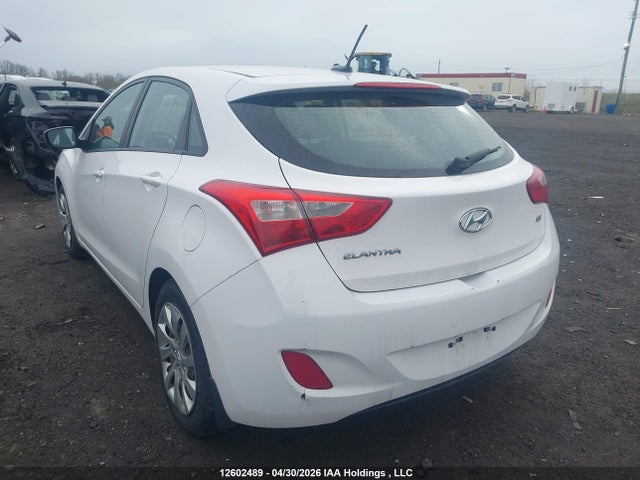 KMHD25LH9FU245371 Hyundai Elantra Gt Gl