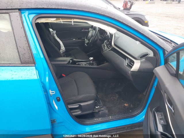 JTNKHMBX9K1037088 Toyota C-HR