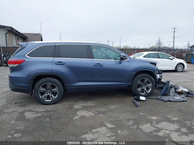 Продаж на аукціоні авто 2018 Toyota Highlander, vin: 5TDDZRFHXJS876176, номер лоту: 12602528
