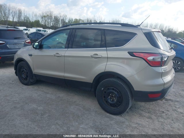 1FMCU0GDXHUE81322 Ford ESCAPE SE