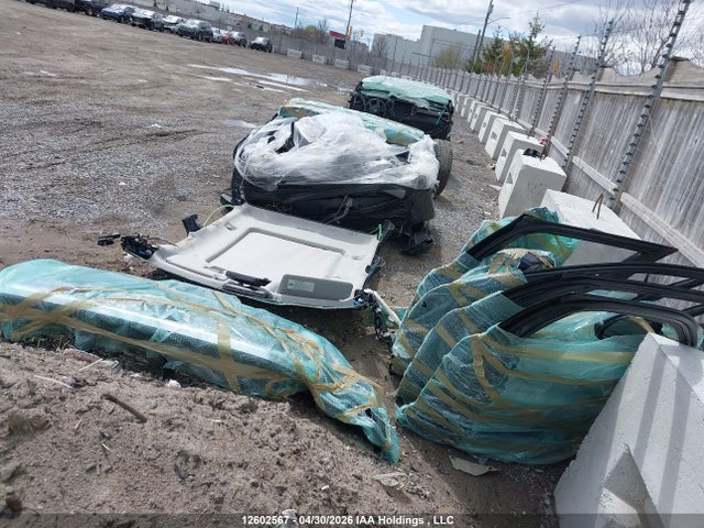 Продажа на аукционе авто 2022 Toyota Tundra Pieces, vin: 5TFJA5DB2NX025720, номер лота: 12602567