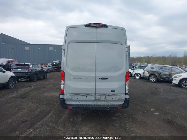 1FTBW3X86PKB11395 Ford T-350