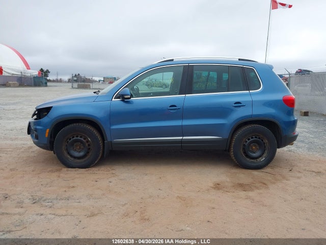 WVGMV7AX2HK015702 Volkswagen Tiguan Comfortline
