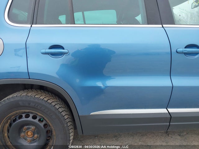 WVGMV7AX2HK015702 Volkswagen Tiguan Comfortline