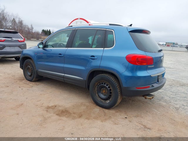 WVGMV7AX2HK015702 Volkswagen Tiguan Comfortline