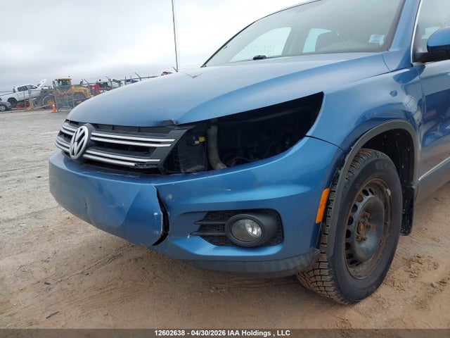 WVGMV7AX2HK015702 Volkswagen Tiguan Comfortline