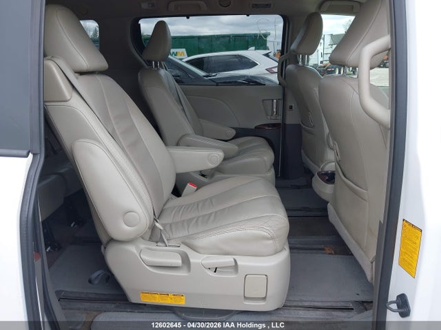 2013 Toyota Sienna Xle/limited მანქანა იყიდება აუქციონზე, vin: 5TDDK3DC9DS054501, აუქციონის ნომერი: 12602645