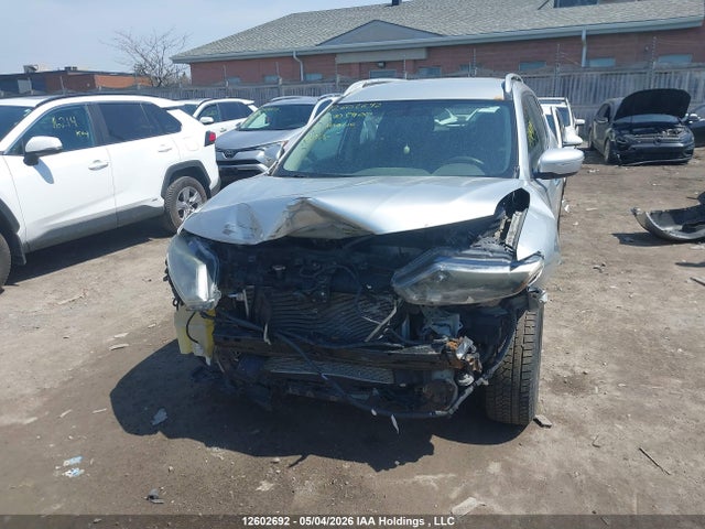 5N1AT2MV3FC905400 Nissan Rogue
