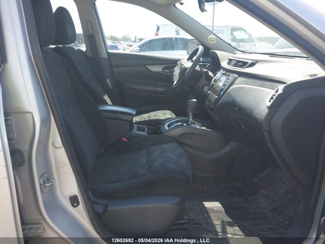 5N1AT2MV3FC905400 Nissan Rogue