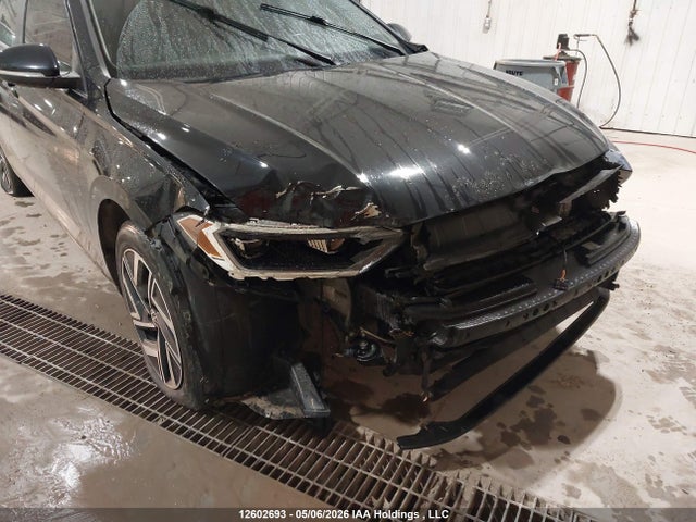 3VWGM7BUXRM070625 Volkswagen Jetta Highline
