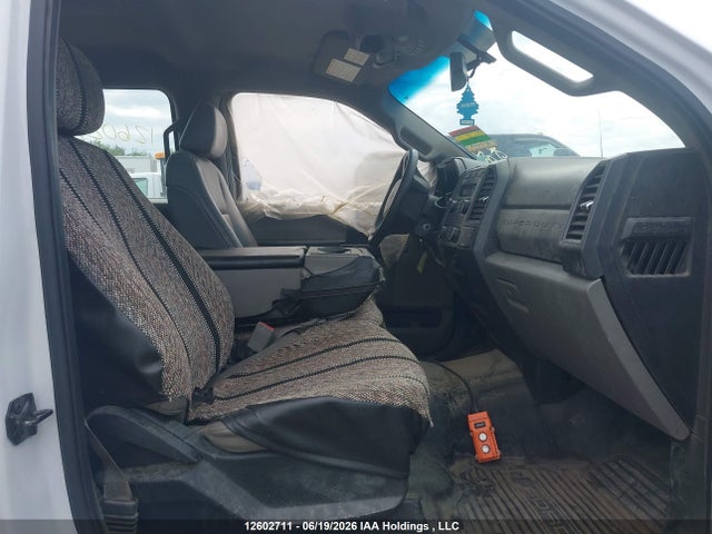 Ford F350 Super Duty 2018 1FT8W3C62JEC01986 Image 5
