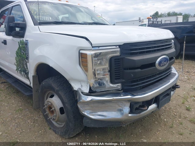 Ford F350 Super Duty 2018 1FT8W3C62JEC01986 Image 6