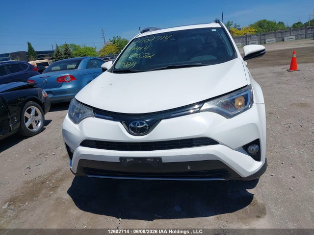 2T3RFREV2HW640572 Toyota RAV4