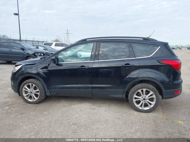 Продажа на аукционе авто 2019 Ford Escape Sel, vin: 1FMCU9HD8KUB17569, номер лота: 12602715