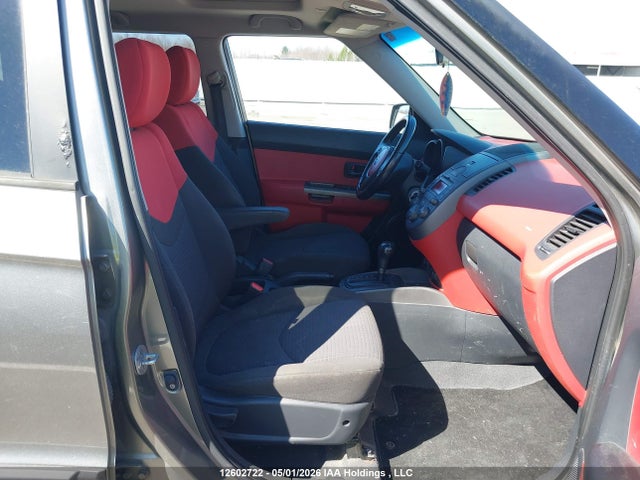 2010 Kia Soul +/!/sport მანქანა იყიდება აუქციონზე, vin: KNDJT2A28A7058485, აუქციონის ნომერი: 12602722