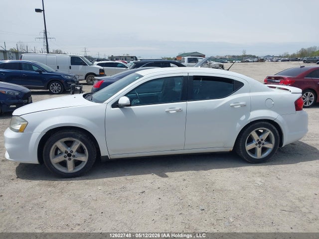 12602748 :رقم المزاد ، 1C3CDZCB6EN102596 vin ، 2014 Dodge Avenger مزاد بيع