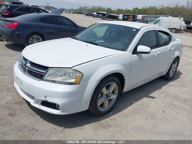 12602748 :رقم المزاد ، 1C3CDZCB6EN102596 vin ، 2014 Dodge Avenger مزاد بيع