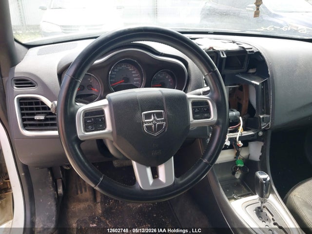 12602748 :رقم المزاد ، 1C3CDZCB6EN102596 vin ، 2014 Dodge Avenger مزاد بيع
