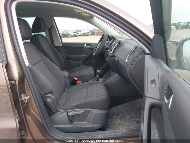 WVGJV7AX6FW095837 Volkswagen Tiguan S/se/sel/r-line