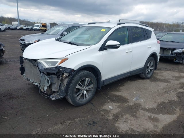 2018 Toyota Rav4 Le მანქანა იყიდება აუქციონზე, vin: 2T3BFREV5JW778713, აუქციონის ნომერი: 12602766