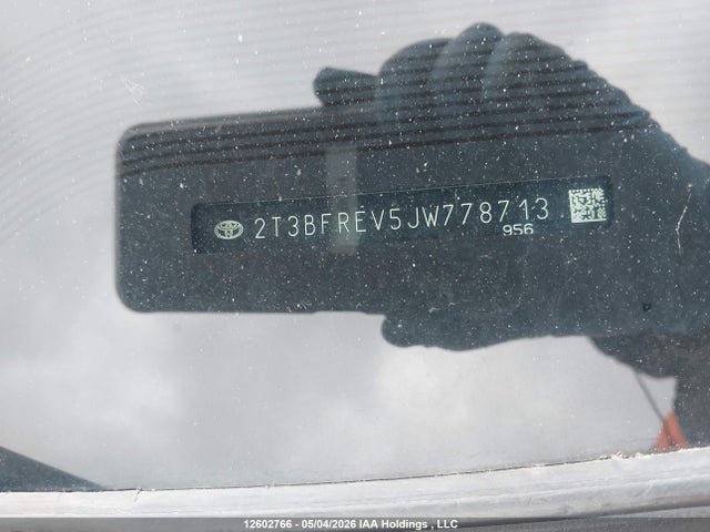 2018 Toyota Rav4 Le მანქანა იყიდება აუქციონზე, vin: 2T3BFREV5JW778713, აუქციონის ნომერი: 12602766
